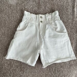 Zara | White Baggy Shorts (2)